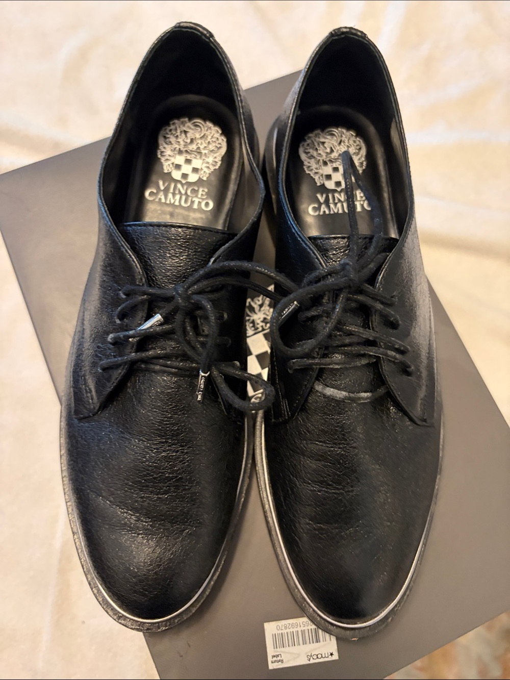 Vince Camuto Men’s Black Leather Lace-Up Derby Shoes